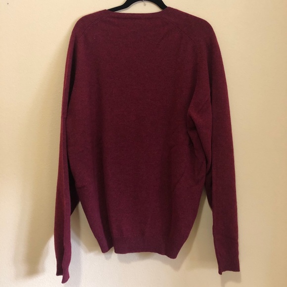 Brooks Brother V-neck red Lambswool men’s sweater size XL - Picture 2 of 5